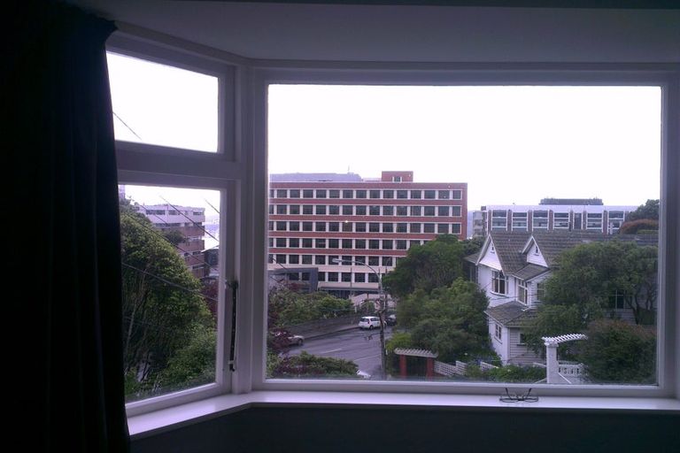 Photo of property in 20 Glasgow Street, Kelburn, Wellington, 6012