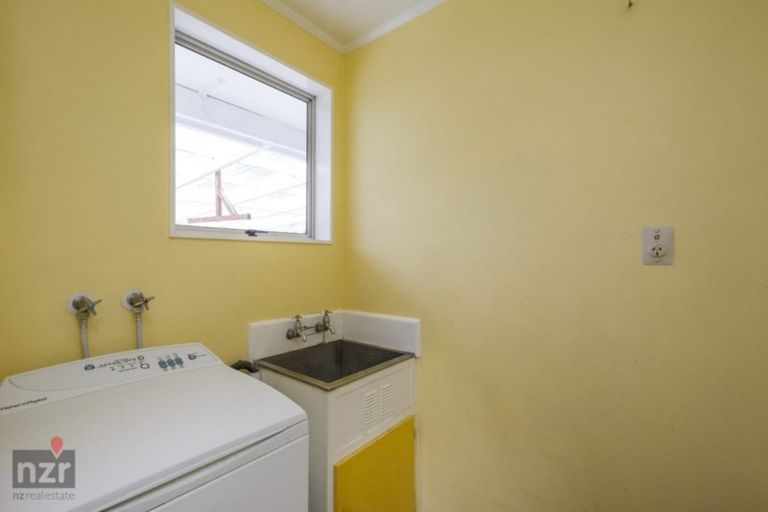 Photo of property in 3 Flygers Line, Milson, Palmerston North, 4414