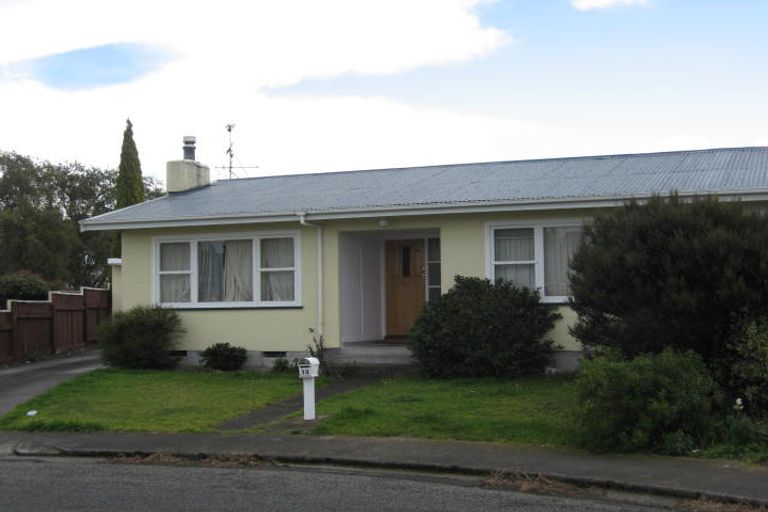 Photo of property in 16 Bannister Court, Masterton, 5810