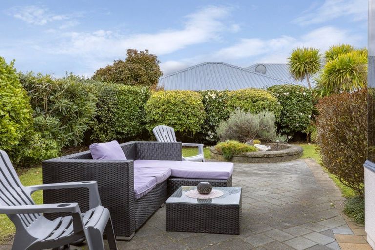 Photo of property in 32 Balmoral Drive, Hilltop, Taupo, 3330
