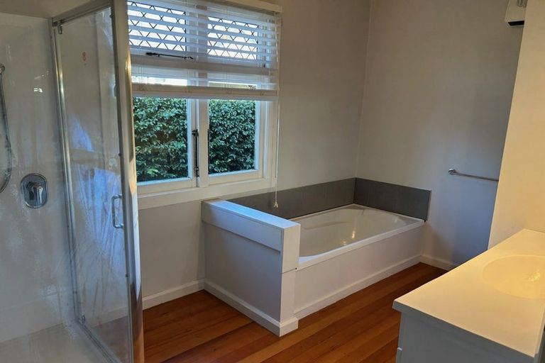 Photo of property in 23b Chambers Street, Havelock North, 4130