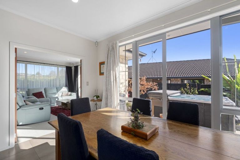 Photo of property in 11 Hawkridge Heights, Bethlehem, Tauranga, 3110