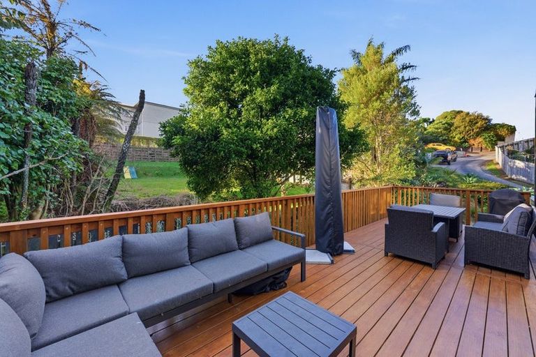 Photo of property in 59 Wallath Road, Westown, New Plymouth, 4310