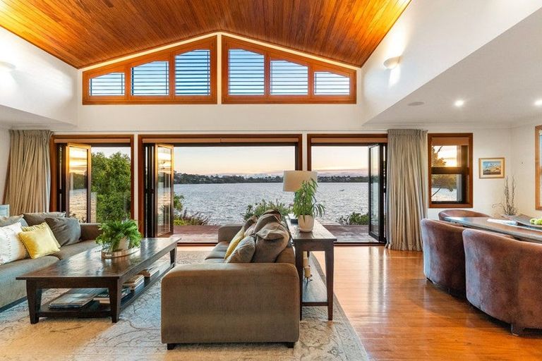 Photo of property in 8 Eric Price Avenue, Takapuna, Auckland, 0620