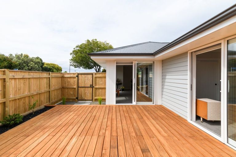 Photo of property in 208a Tremaine Avenue, Highbury, Palmerston North, 4412