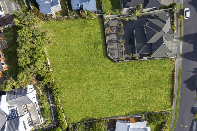 Photo of property in 12 Neston Grove, Churton Park, Wellington, 6037