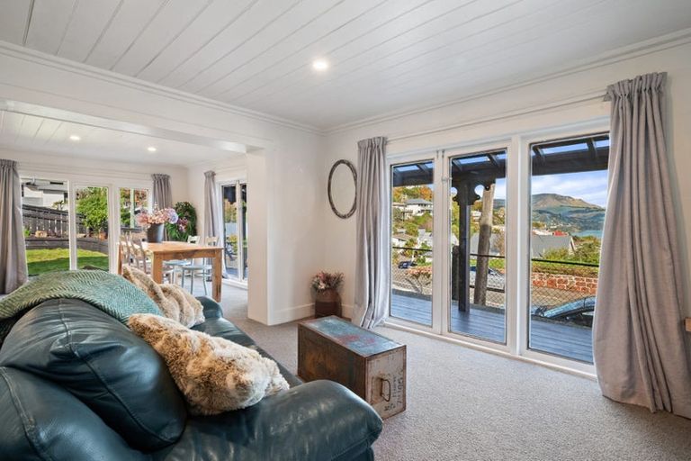 Photo of property in 2a Ripon Street, Lyttelton, 8082
