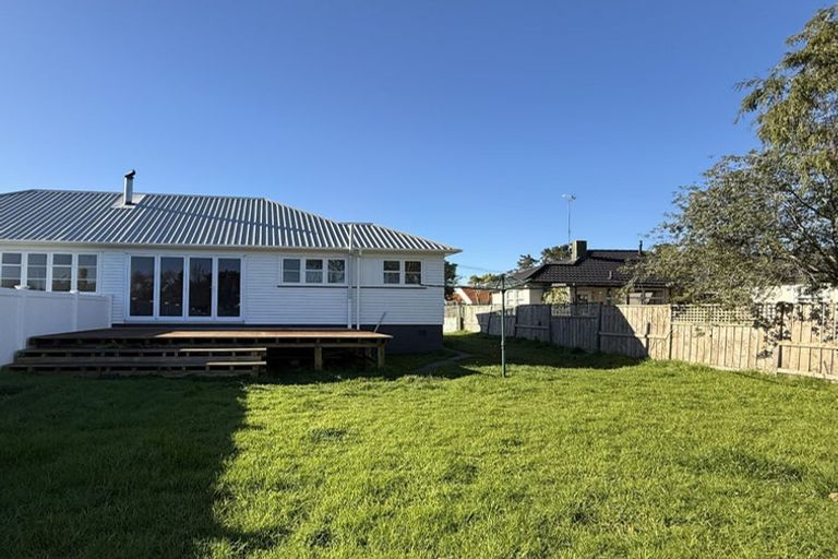 Photo of property in 6 Hutchison Crescent, Durie Hill, Whanganui, 4500