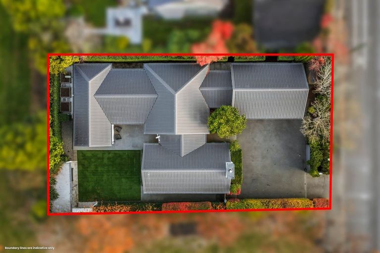Photo of property in 154 Clyde Road, Burnside, Christchurch, 8053