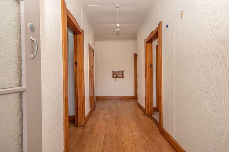 Photo of property in 136 Peel Street, Westport, 7825