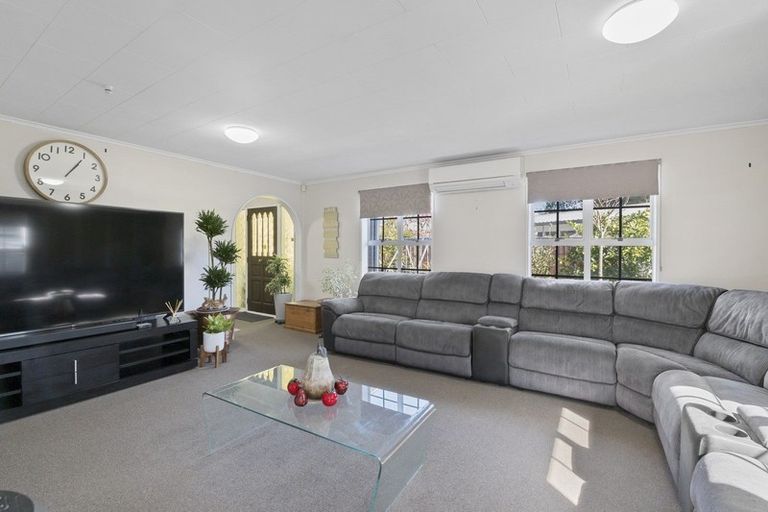 Photo of property in 5 Titoki Place, Levin, 5510