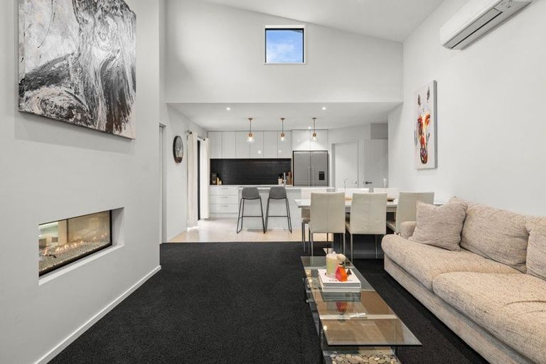 Photo of property in 20 Puhara Avenue, Parklands, Christchurch, 8083