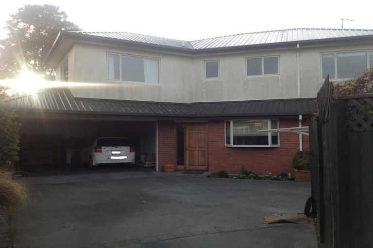 Photo of property in 68a Memorial Avenue, Ilam, Christchurch, 8053