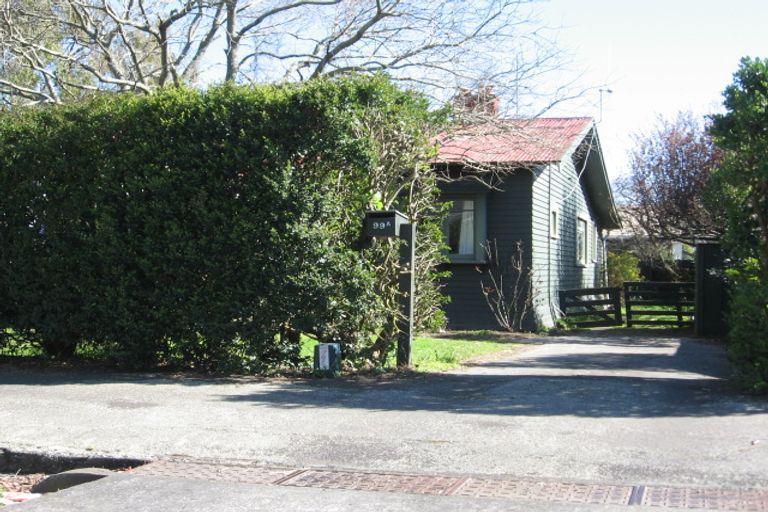 Photo of property in 2/99 Church Street, West End, Palmerston North, 4412