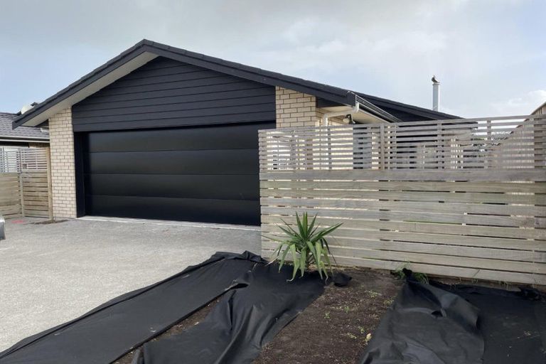 Photo of property in 41c Cornfoot Street, Castlecliff, Whanganui, 4501