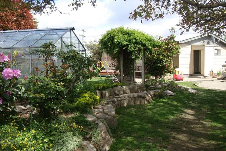 Photo of property in 26 Simons Street, Twizel, 7901