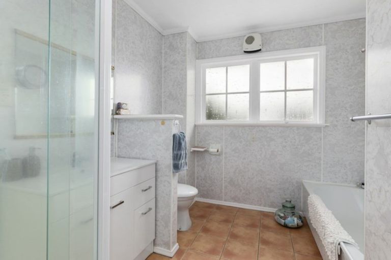 Photo of property in 23 Saint Columbans Grove, Boulcott, Lower Hutt, 5010