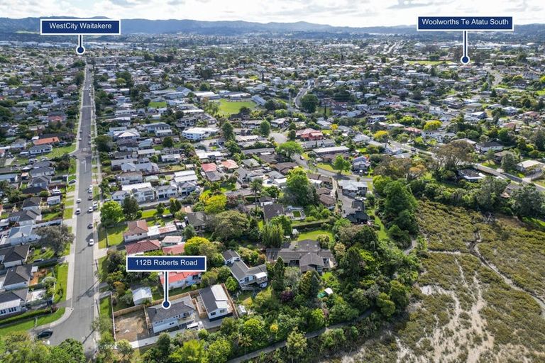 Photo of property in 112b Roberts Road, Te Atatu South, Auckland, 0610