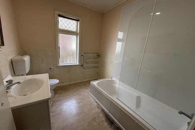 Photo of property in 38 Kauri Street, Miramar, Wellington, 6022