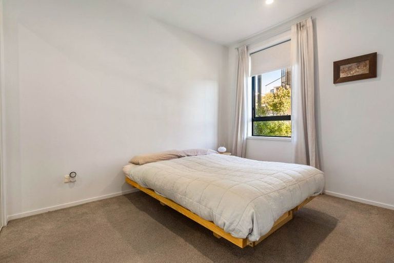 Photo of property in 2/81g Mapou Road, Hobsonville, Auckland, 0616