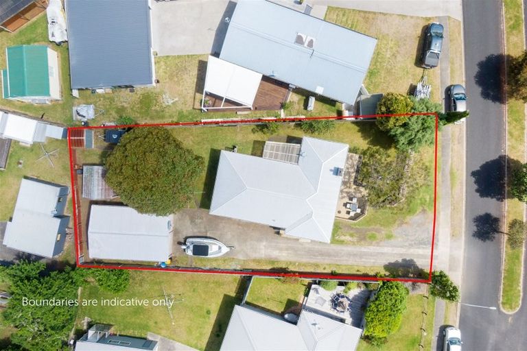 Photo of property in 229 Chartwell Avenue, Whangamata, 3620