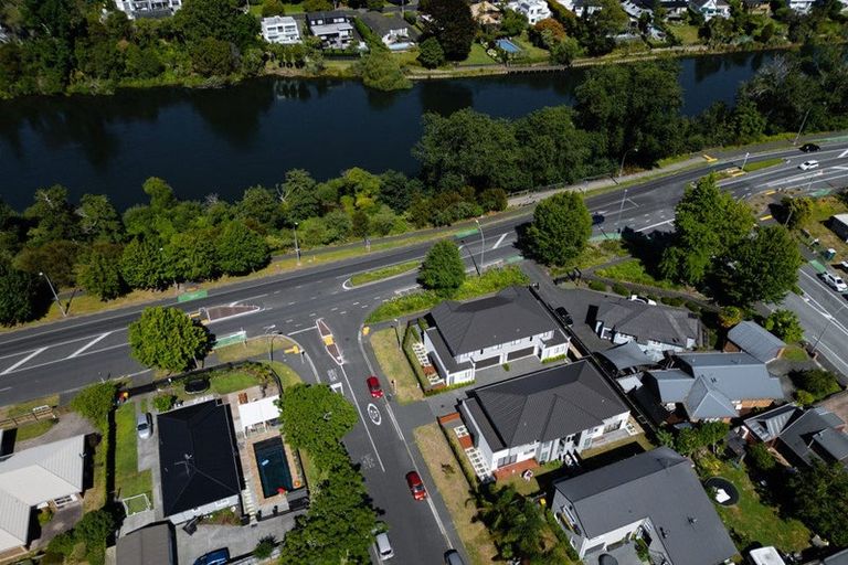 Photo of property in 64u3 Banbury Crescent, Fairfield, Hamilton, 3214