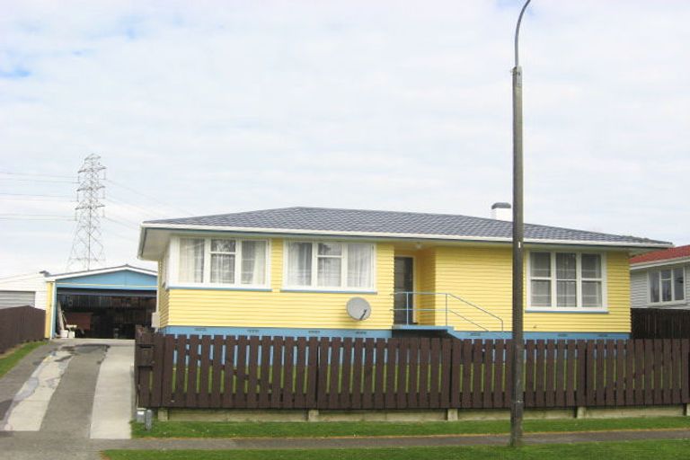 Photo of property in 43 Marama Crescent, Spotswood, New Plymouth, 4310
