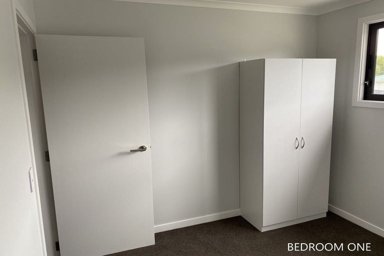 Photo of property in 10 Main Road, Wainuiomata, Lower Hutt, 5014