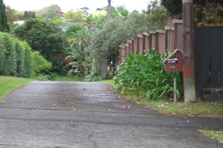 Photo of property in 14 Tirimoana Road, Te Atatu South, Auckland, 0602