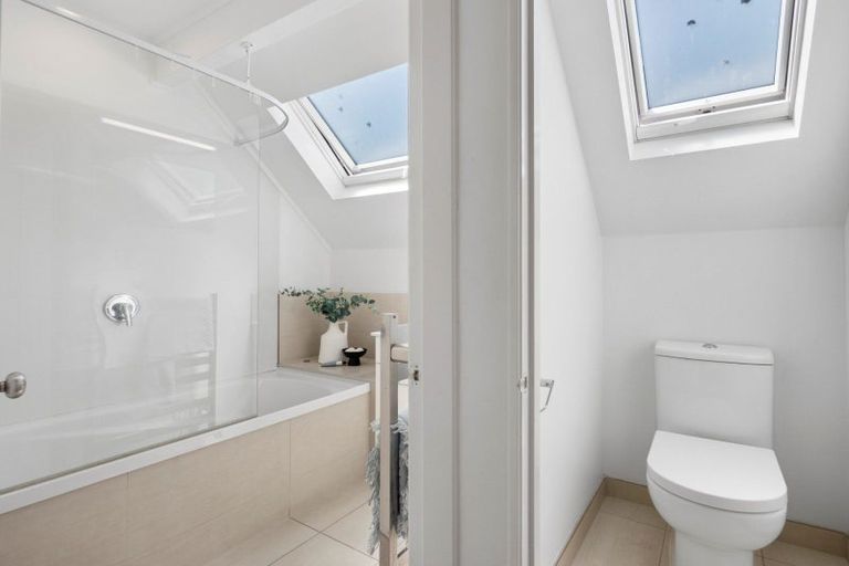 Photo of property in 3 The Mall, Mount Maunganui, 3116