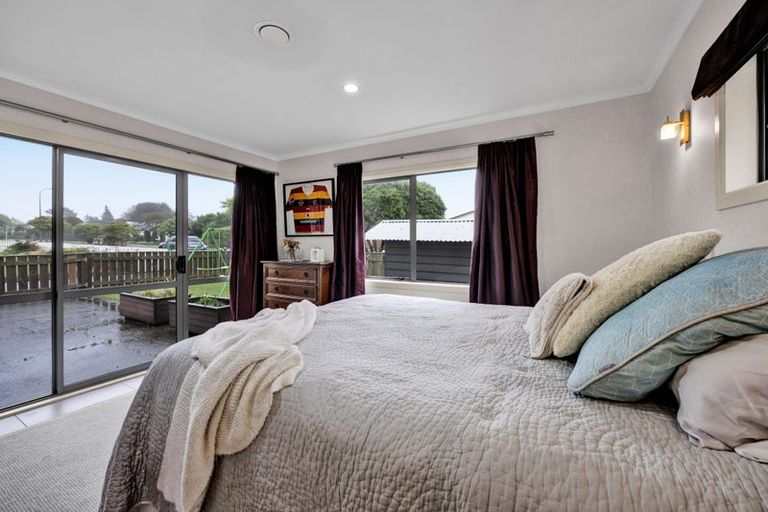 Photo of property in 13 Craig Street, Stratford, 4332