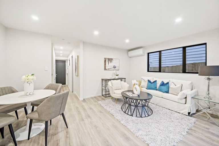 Photo of property in 8d Butterworth Drive, Glendene, 0602