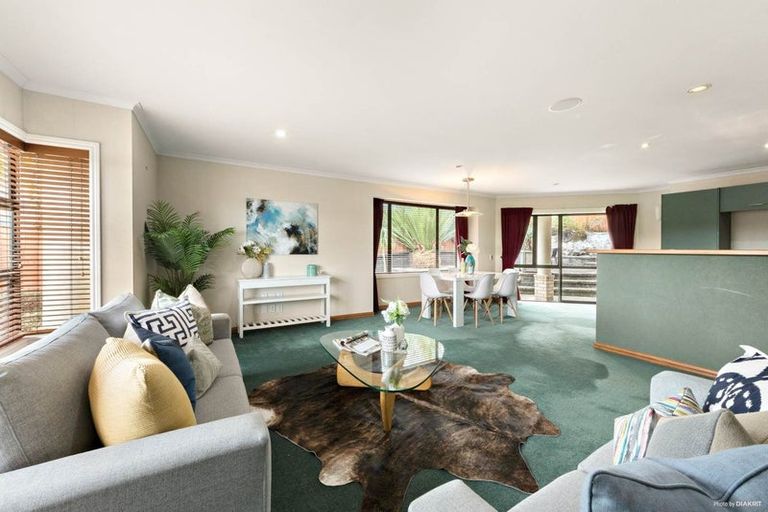 Photo of property in 63 Mt Lebanon Crescent, The Gardens, Auckland, 2105