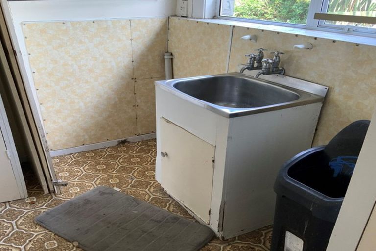 Photo of property in 77 Rattray Street, Riccarton, Christchurch, 8041