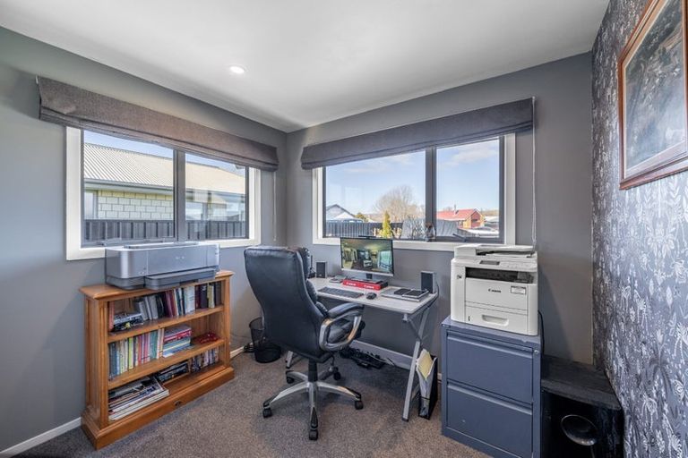 Photo of property in 5 Half Time Close, Omakau, 9376