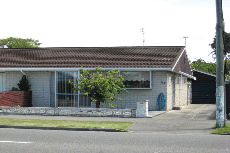 Photo of property in 1/320a Estuary Road, South New Brighton, Christchurch, 8062
