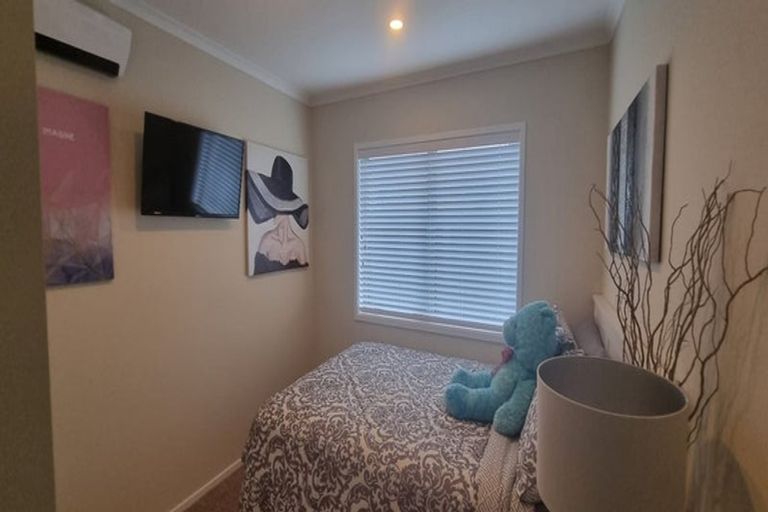 Photo of property in 82 Golden Sands Drive, Papamoa Beach, Papamoa, 3118