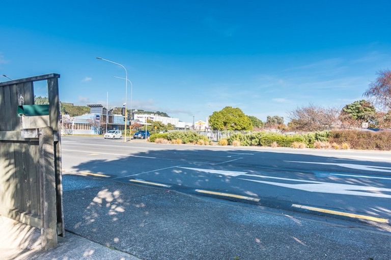 Photo of property in 22a Kapiti Road, Paraparaumu, 5032