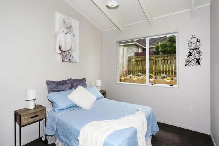 Photo of property in 80a Arimu Road, Papakura, 2110