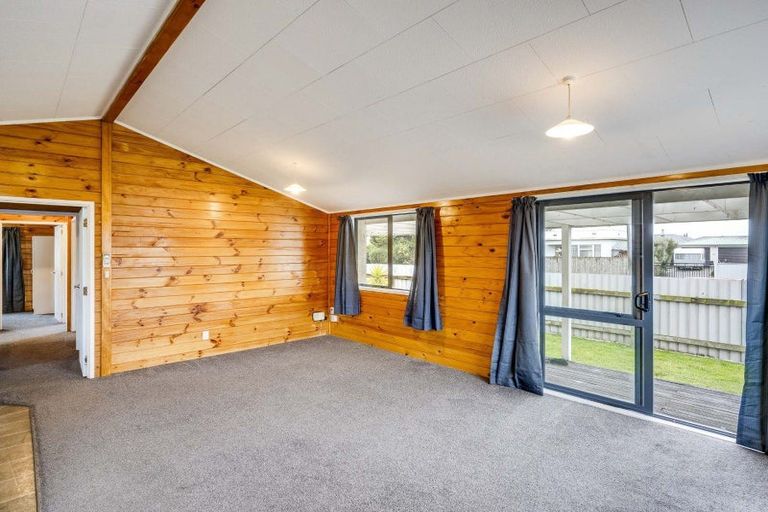 Photo of property in 400 Burnett Street, Mahora, Hastings, 4120