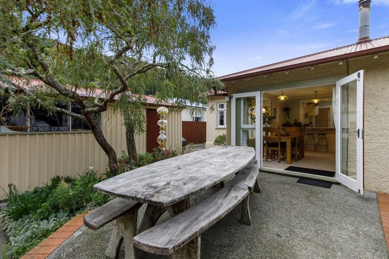 Photo of property in 45 Norton Park Avenue, Fairfield, Lower Hutt, 5011
