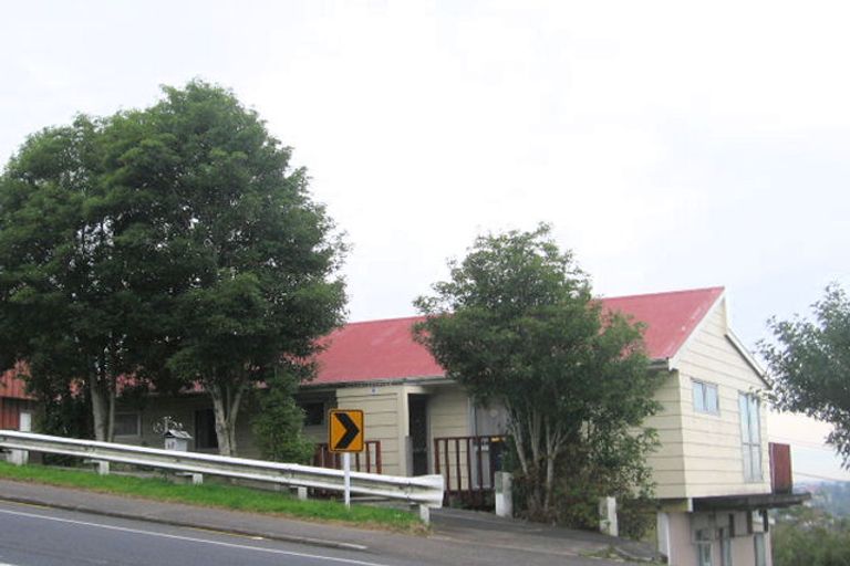 Photo of property in 63 Don Buck Road, Massey, Auckland, 0614