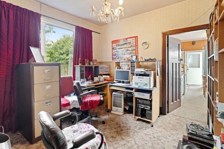 Photo of property in 111 Neville Street, Spreydon, Christchurch, 8024