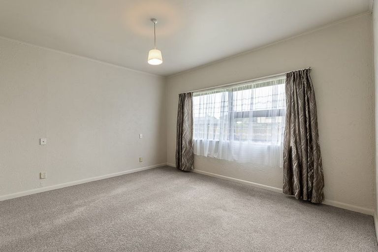 Photo of property in 11 Miami Street, Mangere East, Auckland, 2024