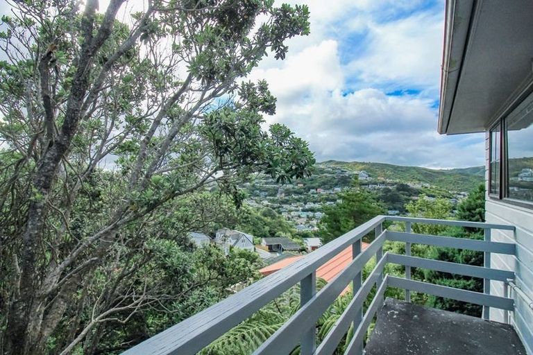 Photo of property in 67b Thurleigh Grove, Karori, Wellington, 6012