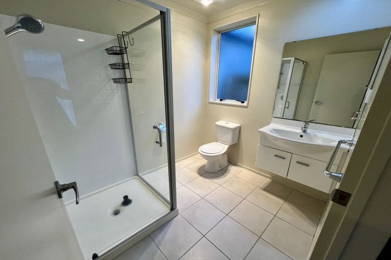 Photo of property in 13 Zabeel Crescent, Takanini, 2112