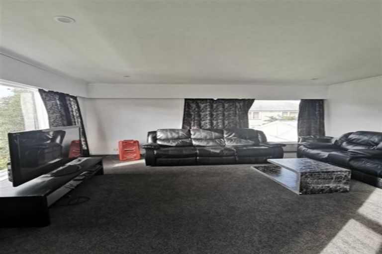 Photo of property in 3/240 Pakuranga Road, Pakuranga Heights, Auckland, 2010