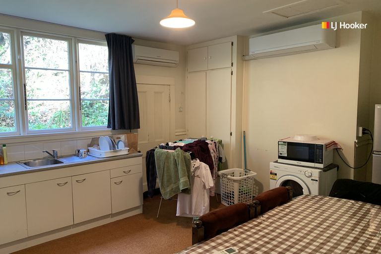Photo of property in 57 Serpentine Avenue, Dunedin Central, Dunedin, 9016