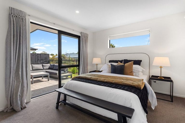 Photo of property in 33 Selfe Crescent, Burwood, Christchurch, 8083