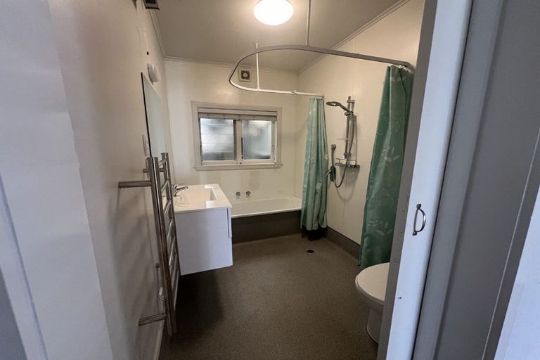 Photo of property in 1/302 Westminster Street, Mairehau, Christchurch, 8013